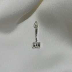 Dije "Martillo"