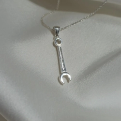 Dije "Llave Inglesa" Modelo N� 2