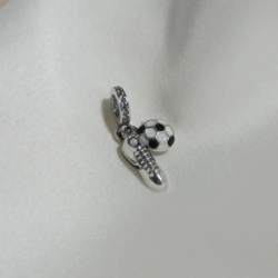Dije tipo pandora - Botin + Pelota
