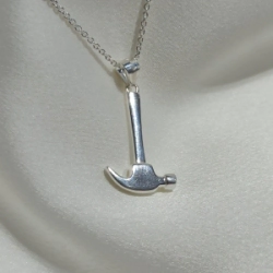 Dije "Martillo" Modelo N� 2