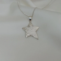 Dije "Estrella" - Modelo N� 1