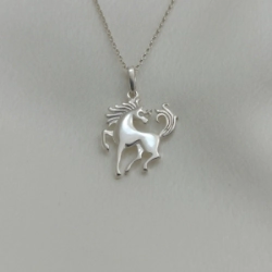 Dije "Unicornio" Modelo N� 3