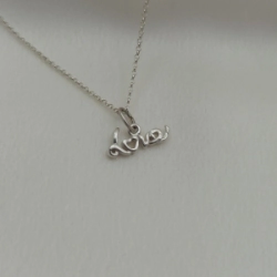 Dije "Love"