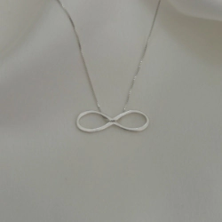 Dije "Infinito" Modelo N� 1