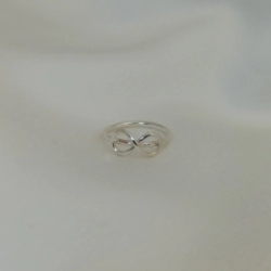 Anillo "Infinito" Modelo N� 5