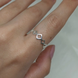 Anillo "Abstracto" Modelo N� 5