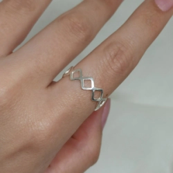 Anillo "Abstracto" Modelo N� 17