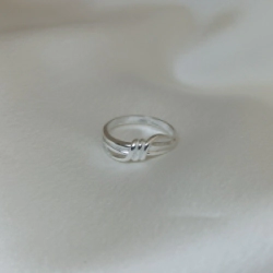 Anillo "Abstracto" Modelo N� 32