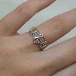 Anillo "Pentagrama"