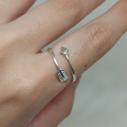 Anillo "Flecha" Modelo N� 2