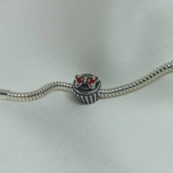 Dije tipo pandora - Cupcake mo�o Minnie