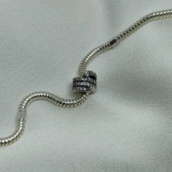 Dije tipo pandora - Serpiente