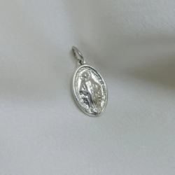 Dije Virgen  Milagrosa - Modelo N� 3 - 1.7 cm x 1.1 cm