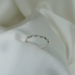 Anillo "abstracto" Modelo N� 64