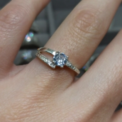 Anillo medio cintillo - Modelo N� 02