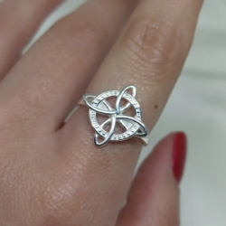 Anillo nudo de bruja - Modelo N� 46