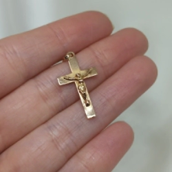 Dije cruz con Cristo - Modelo N� 10