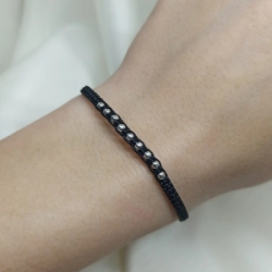 Pulsera Hilo negr0 - Modelo N� 16