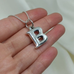 Dije Inicial "B" Grande - Inflada