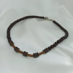 Collares de piedras
