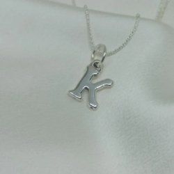 Dije Inicial "K" Chica - Inflada