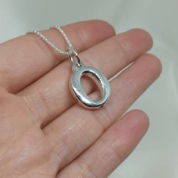 Dije Inicial "O" Grande - Inflada