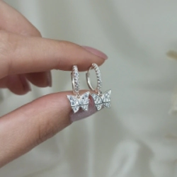 Aros cierre huggies + dije - Modelo N� 11