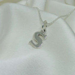Dije Inicial "S" Chica - Inflada