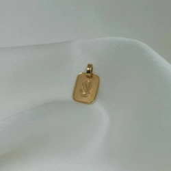 Dije virgen ni�a - Modelo N� 20