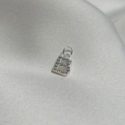 Dije Inicial "B" - Micropiedra