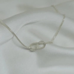 Cadena con nudo - Modelo N� 08