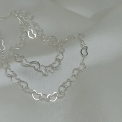 Cadena corazoncitos - Modelo N� 23