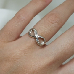 Anillo Infinito - Modelo N� 8
