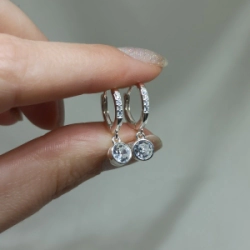 Aros cierre huggies + dije - Modelo N� 41