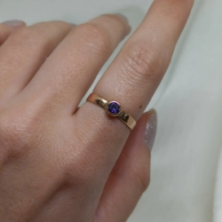 Anillo solitario - Modelo N� 15 - 2,2 g