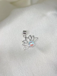 Dije Flor de Loto + piedra