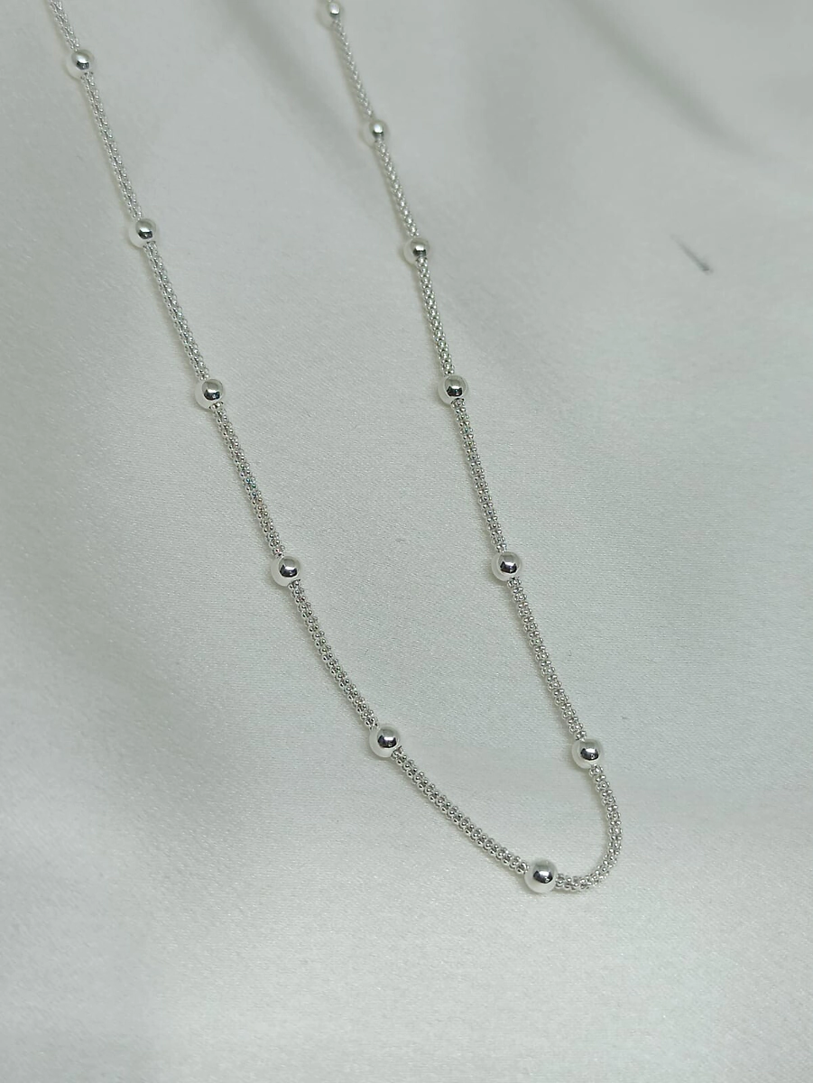 Cadena con bolitas - Modelo N� 06