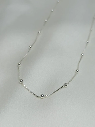 Cadena con bolitas - Modelo N� 10