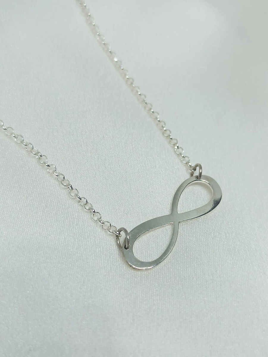 Conjunto con Dije infinito - p/grabar